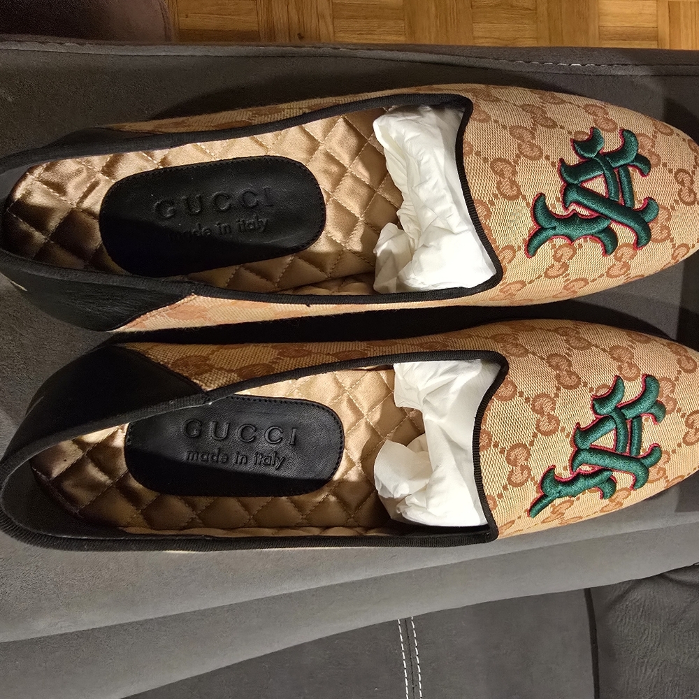 Gucci shoe